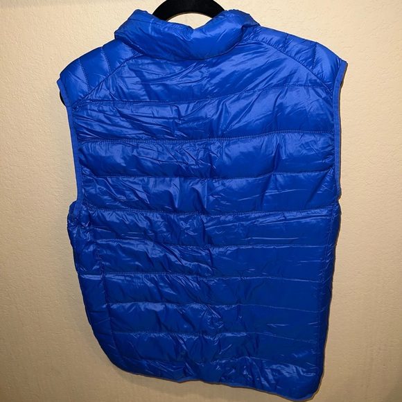 Puffer vest - Picture 2 of 9